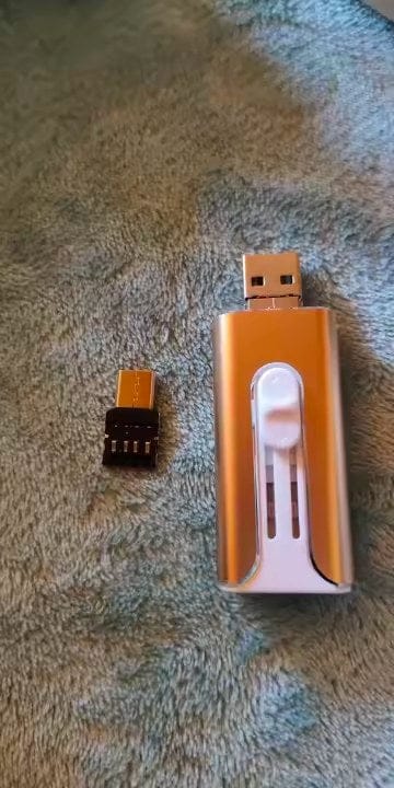 Customer photo review of MultiDrive | 4-in-1 USB-Stick für iPhone & Android