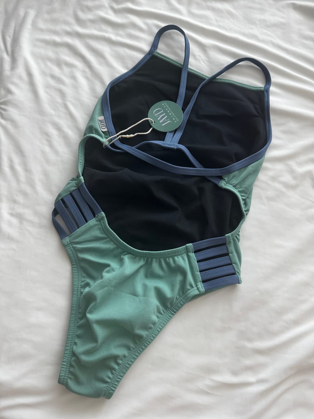 Customer photo review of LENNOX ONE PIECE - Matcha|Storm