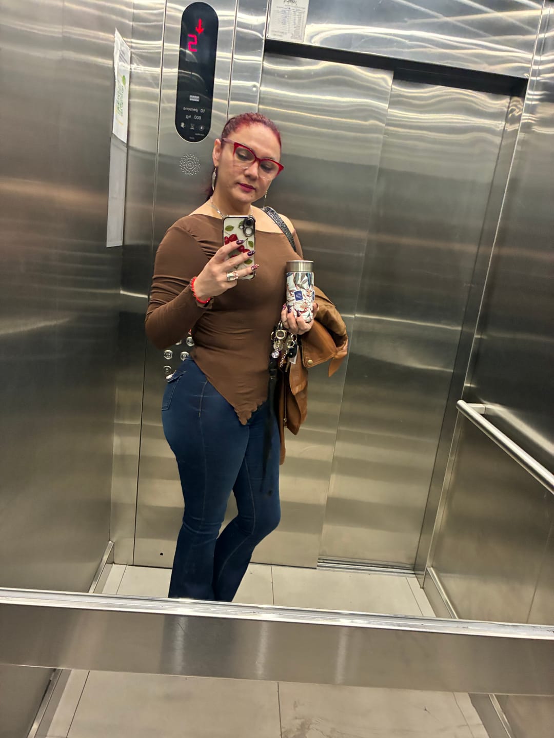 Customer photo review of MC5014 (F2) | Flare Azul Oscuro Focalizado Bolsillo Con Tapa | Menina