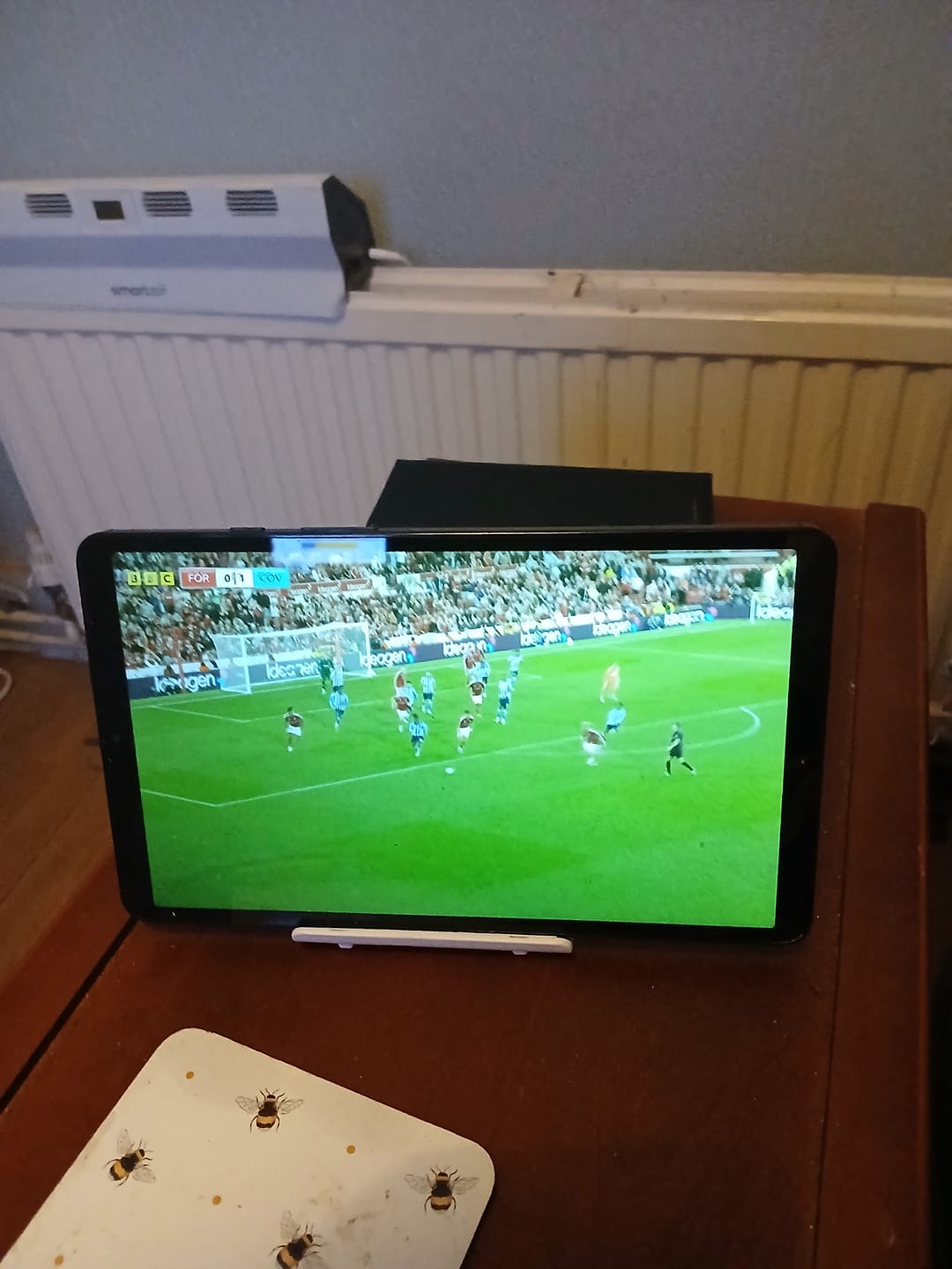 Customer photo review of Adjustable Folding Tablet Stand – Desktop Holder for 7.9" to 11" Tablets & Mobile Phones