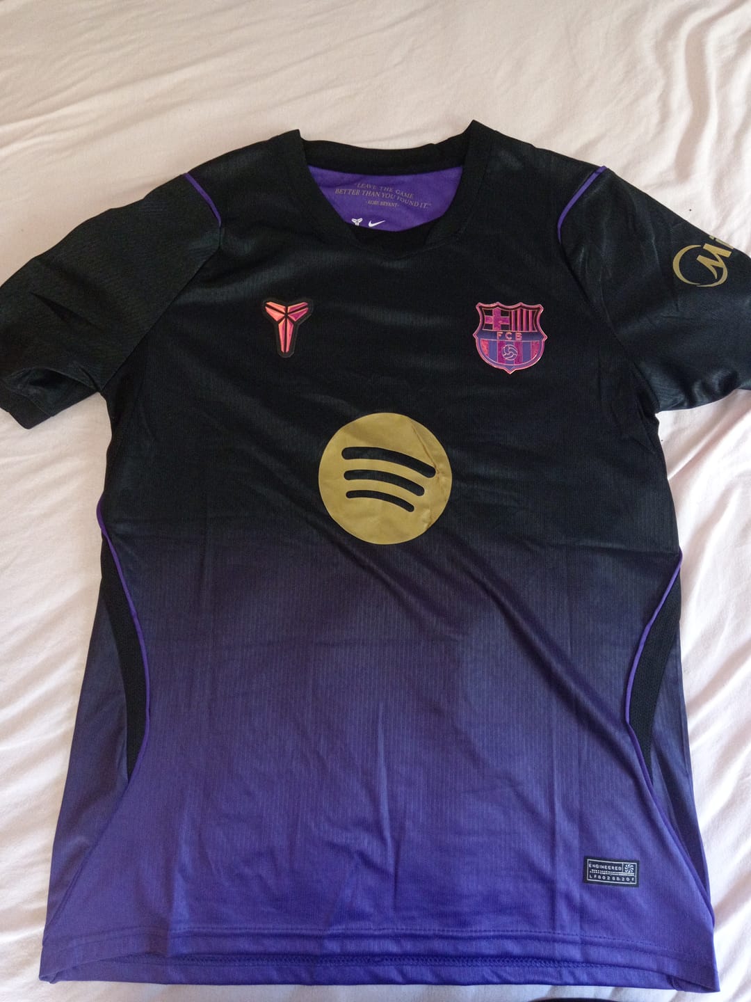 Customer photo review of Barcelona 26/27 Away Kit