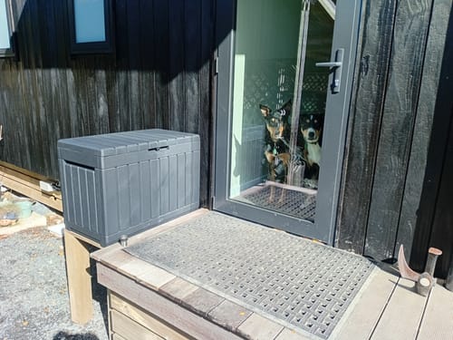Customer photo review of Keter Kentwood Box 190L Graphite