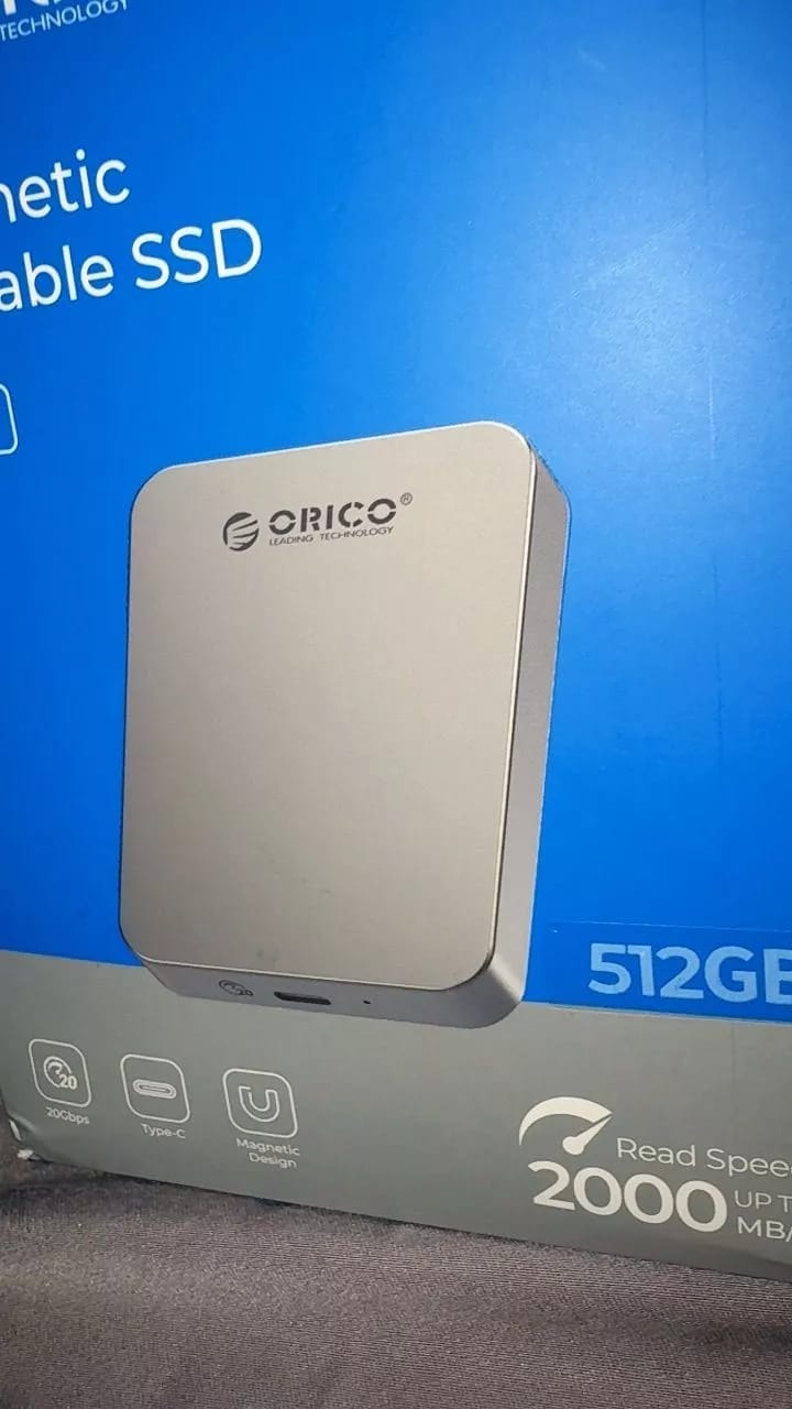 Customer photo review of ORICO k20 Magnetic Portable SSD (32GB - 2TB)