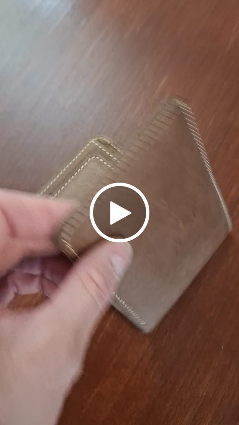 Customer video review of Cognac Full Grain Leather Minimalist Wallet