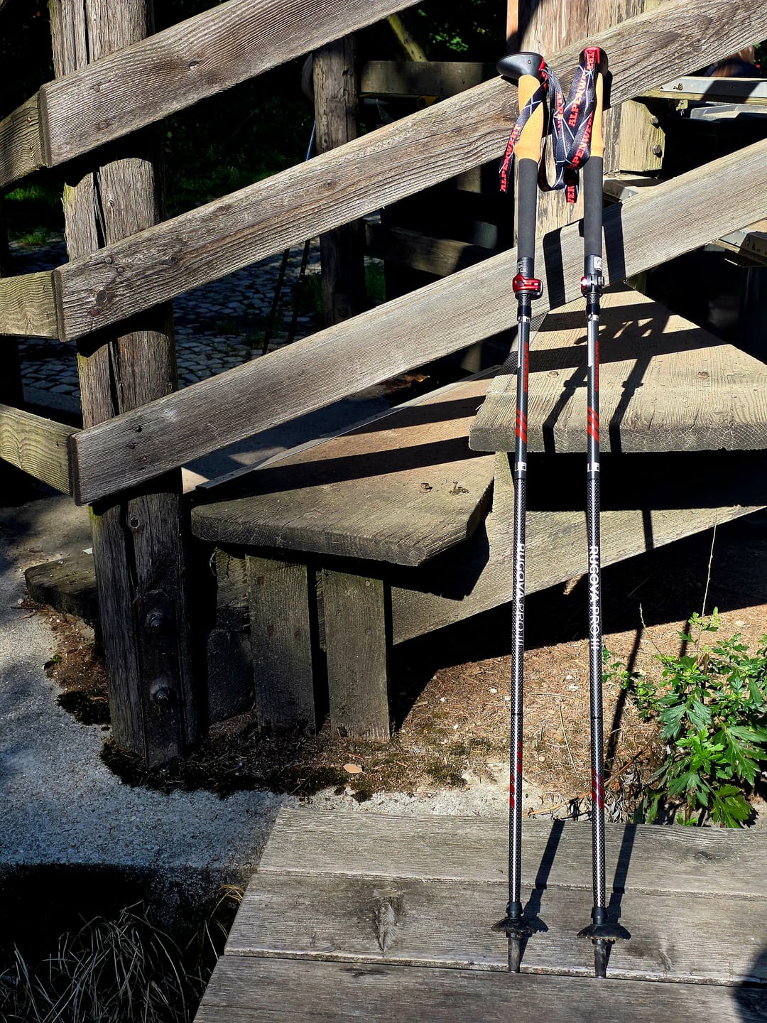 Customer photo review of Wanderstöcke Rugova Pro 3 faltbar & höhenverstellbar – Leicht & stabil