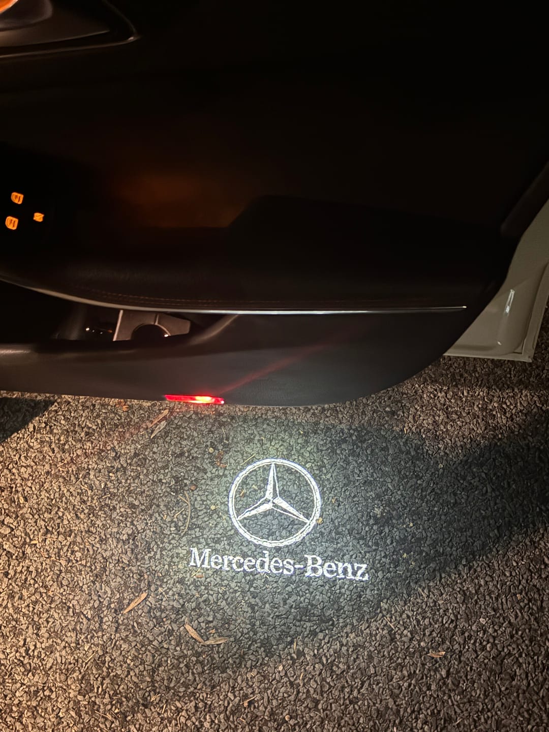 Customer photo review of Mercedes Benz LED Car Door Welcome Logo Shadow Lights