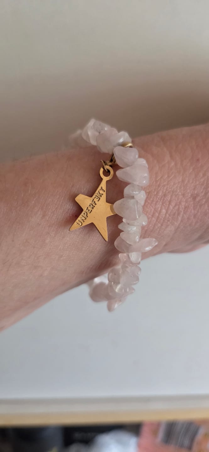 Customer photo review of »Schlaf gut« Blockadenlöser-Armband aus natürlichem Rosenquarz inkl. abgebrochenem Stern