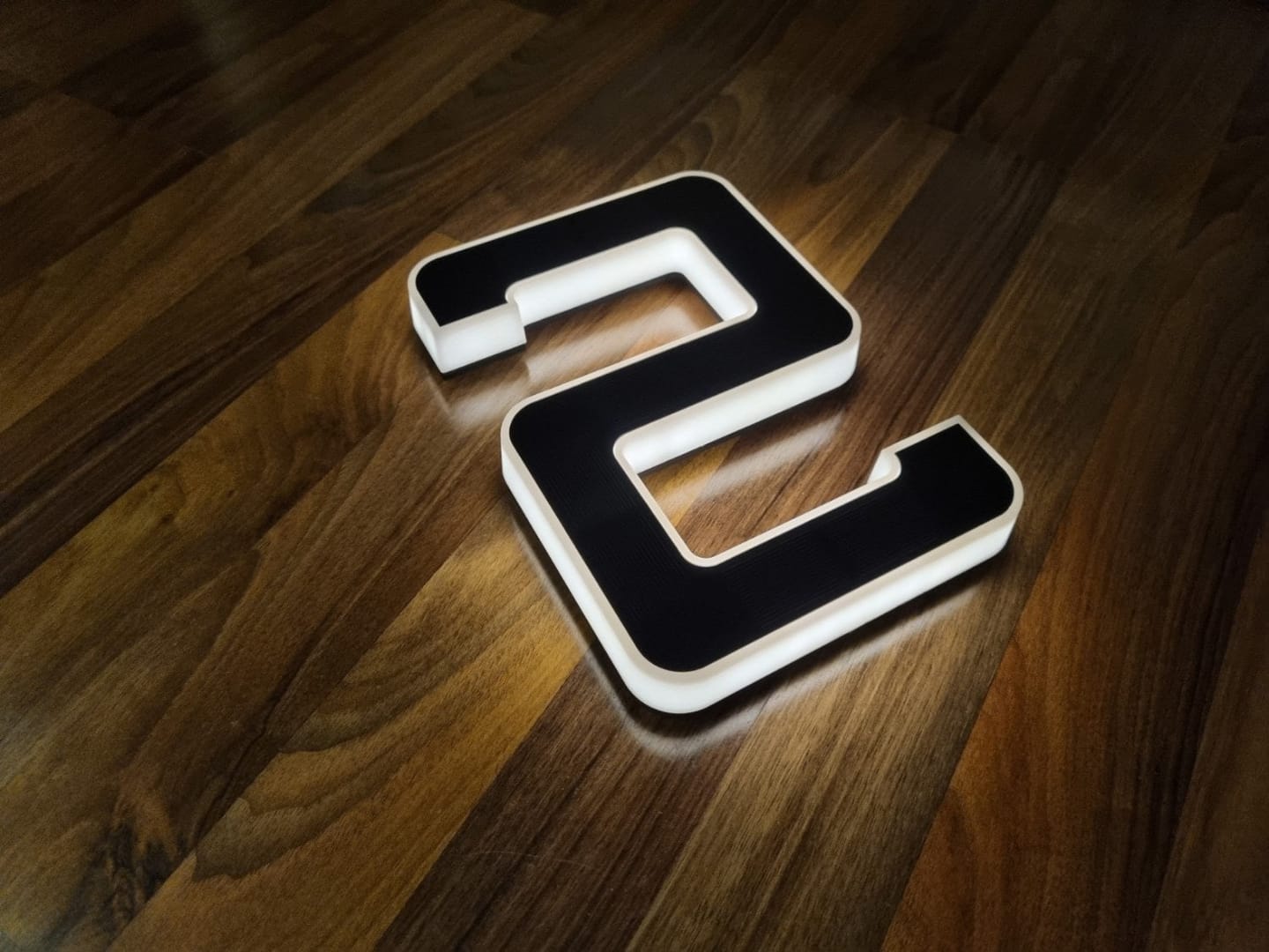 Customer photo review of SolarZahl | Beleuchtete Hausnummer Solar