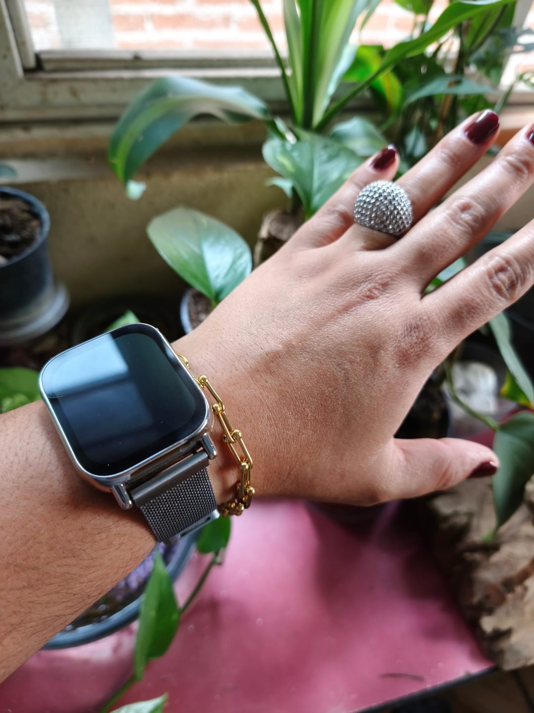 Customer photo review of Anillo Hattie Plata
