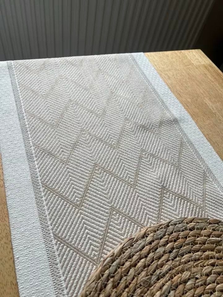 Customer photo review of LoomLine | Tischläufer Gewebt