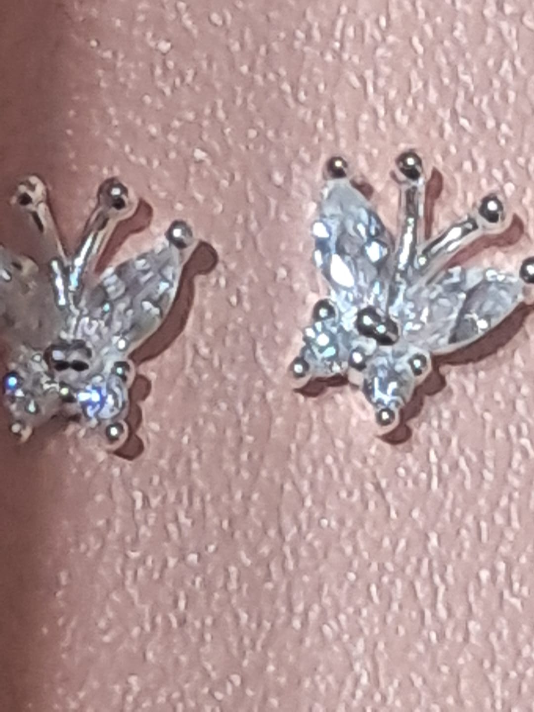 Customer photo review of Aro Mariposa Circones