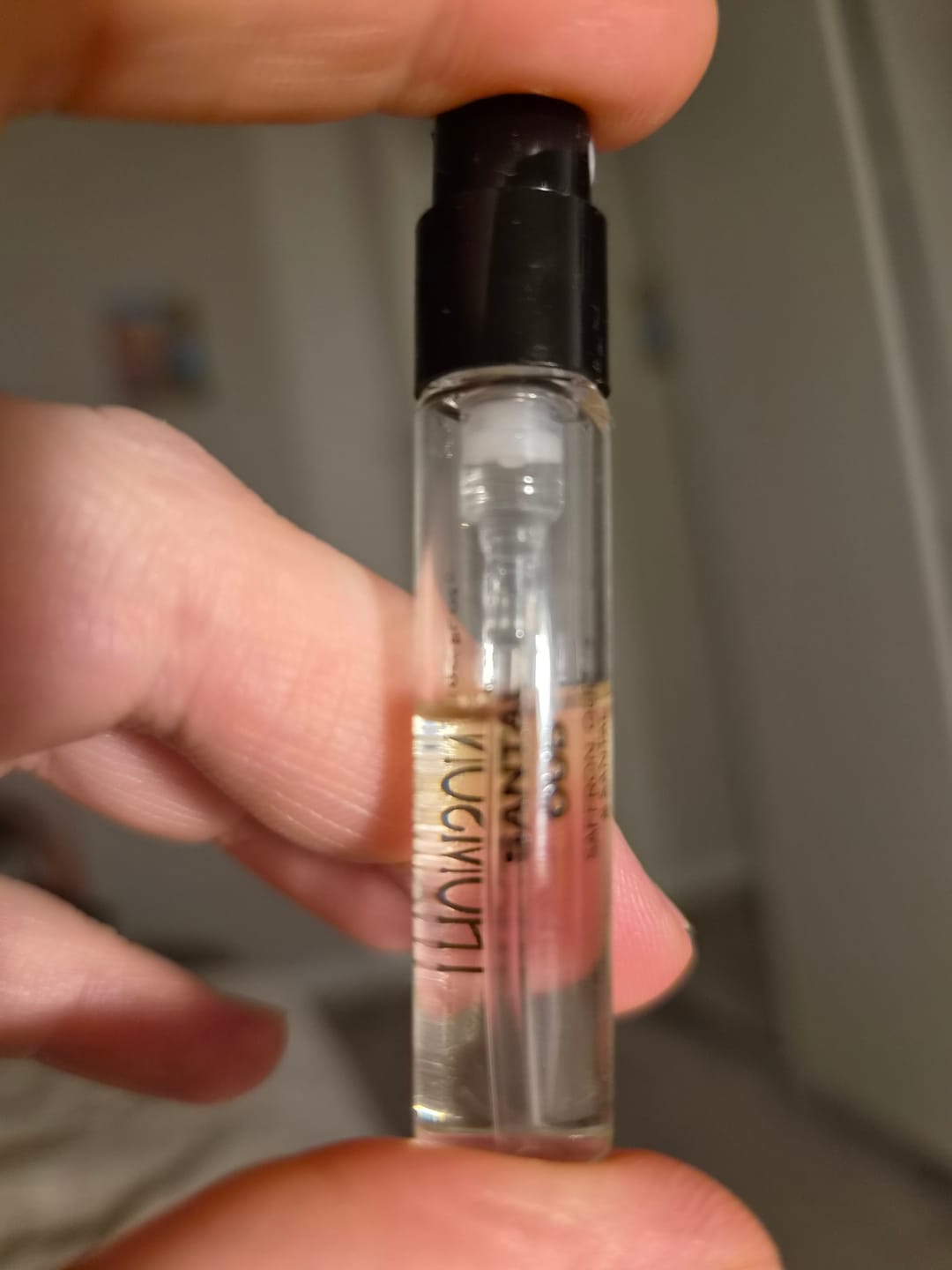 Customer photo review of Santal Oud | Eau de Parfum | 2ml