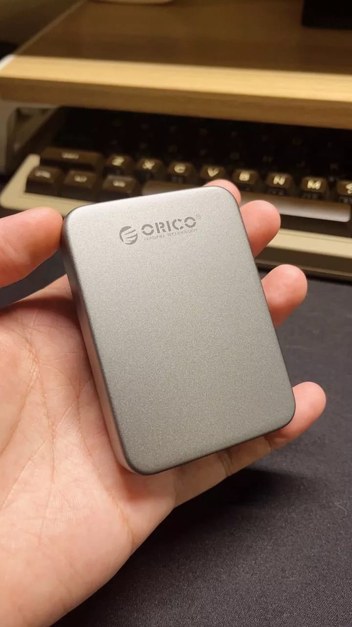 Customer photo review of ORICO k20 Magnetic Portable SSD (32GB - 2TB)