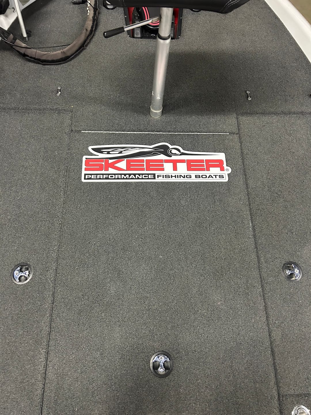 Customer photo review of Skeeter Carpet Graphic