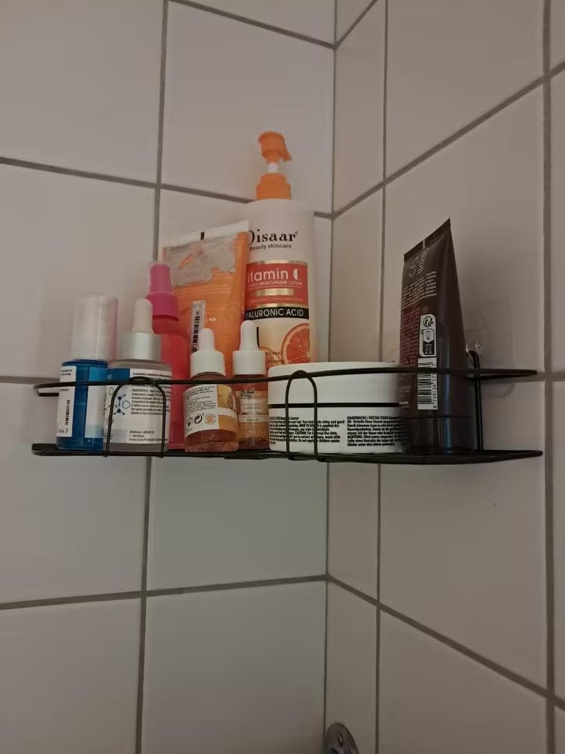 Customer photo review of EckoShelf | Duschablage Ecke ohne Bohren