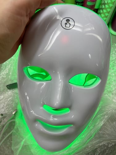 Customer photo review of LED Face Mask - Red Light Therapy