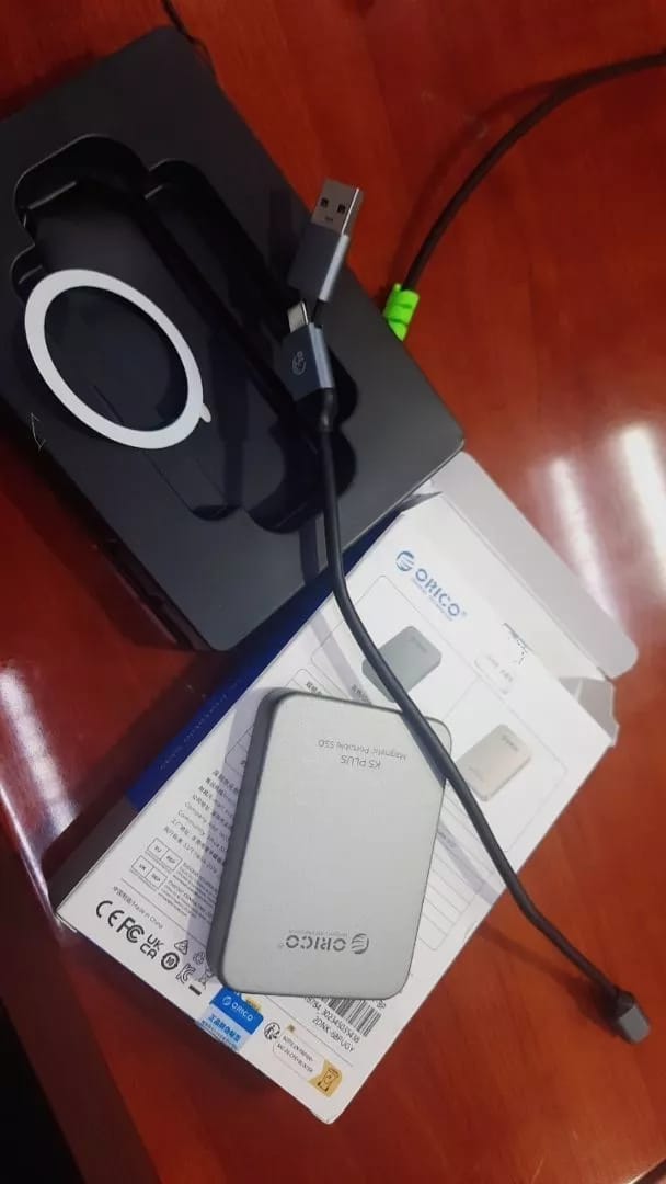 Customer photo review of ORICO k20 Magnetic Portable SSD (32GB - 2TB)