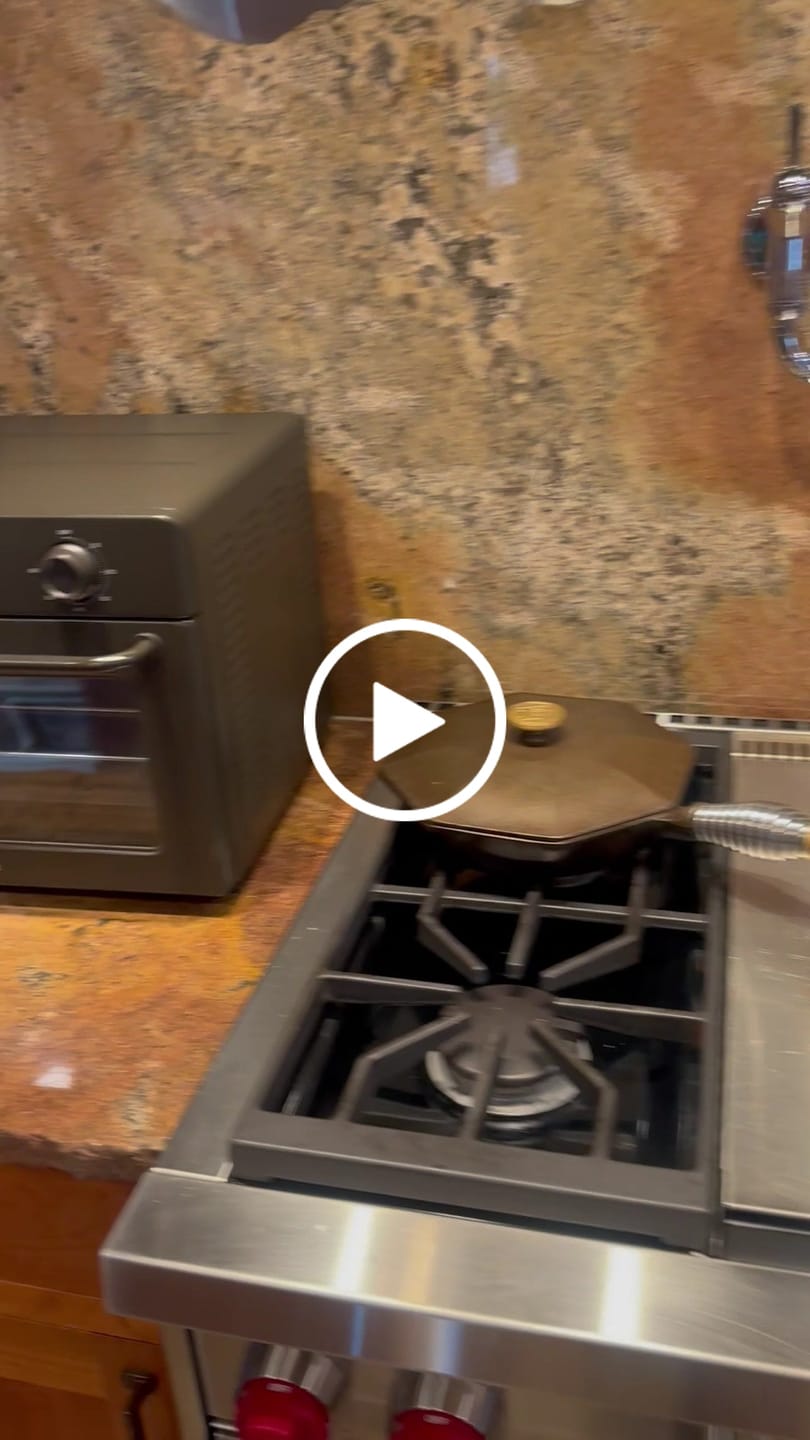 Customer video review of Kurai 7.5" Boning Knife