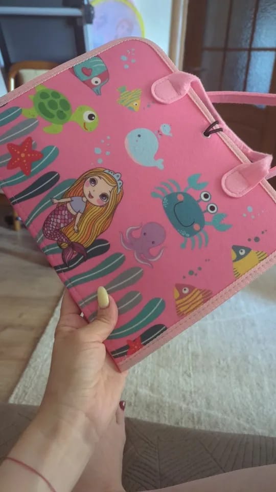 Customer photo review of TibaToes Busy Board — książeczka manipulacyjna