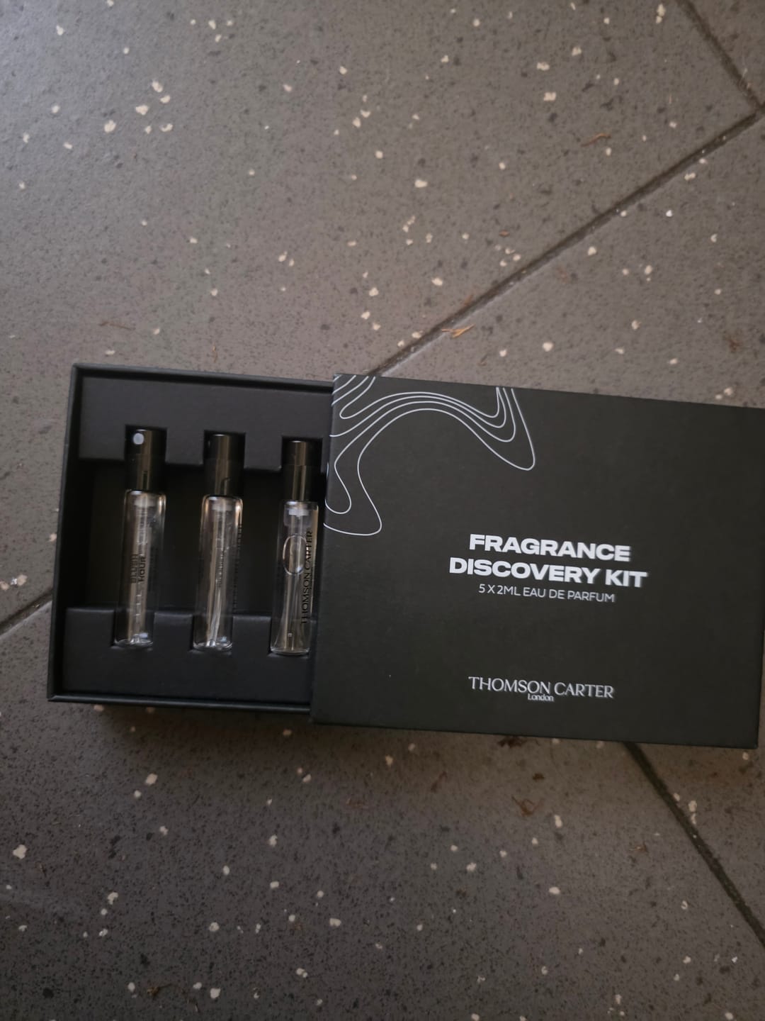 Customer photo review of Fragrance Discovery Kit | 5x 2ml | Eau de Parfum