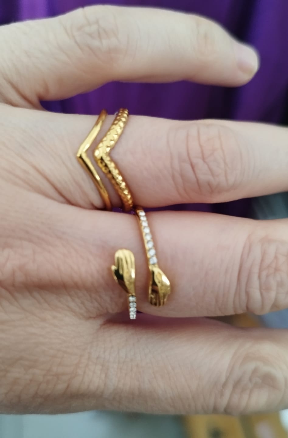 Customer photo review of 'Hug Me Forever' 18K Gold Ring