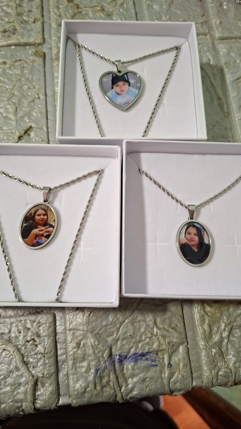 Customer photo review of Collana con Foto - Portami con Te