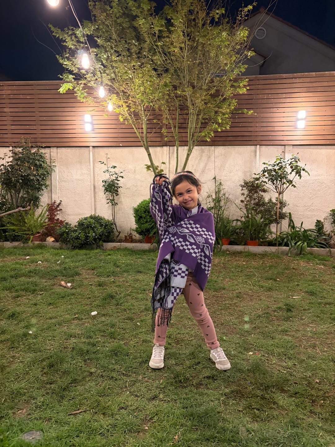 Customer photo review of Ruana  INFANTIL folklorica Mordada
