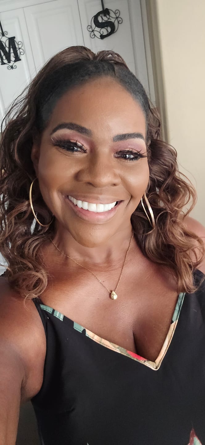 Customer photo review of Bobbi Boss Human Hair Blend Tress Up Ponytail OCEAN WAVE 14" - 18"