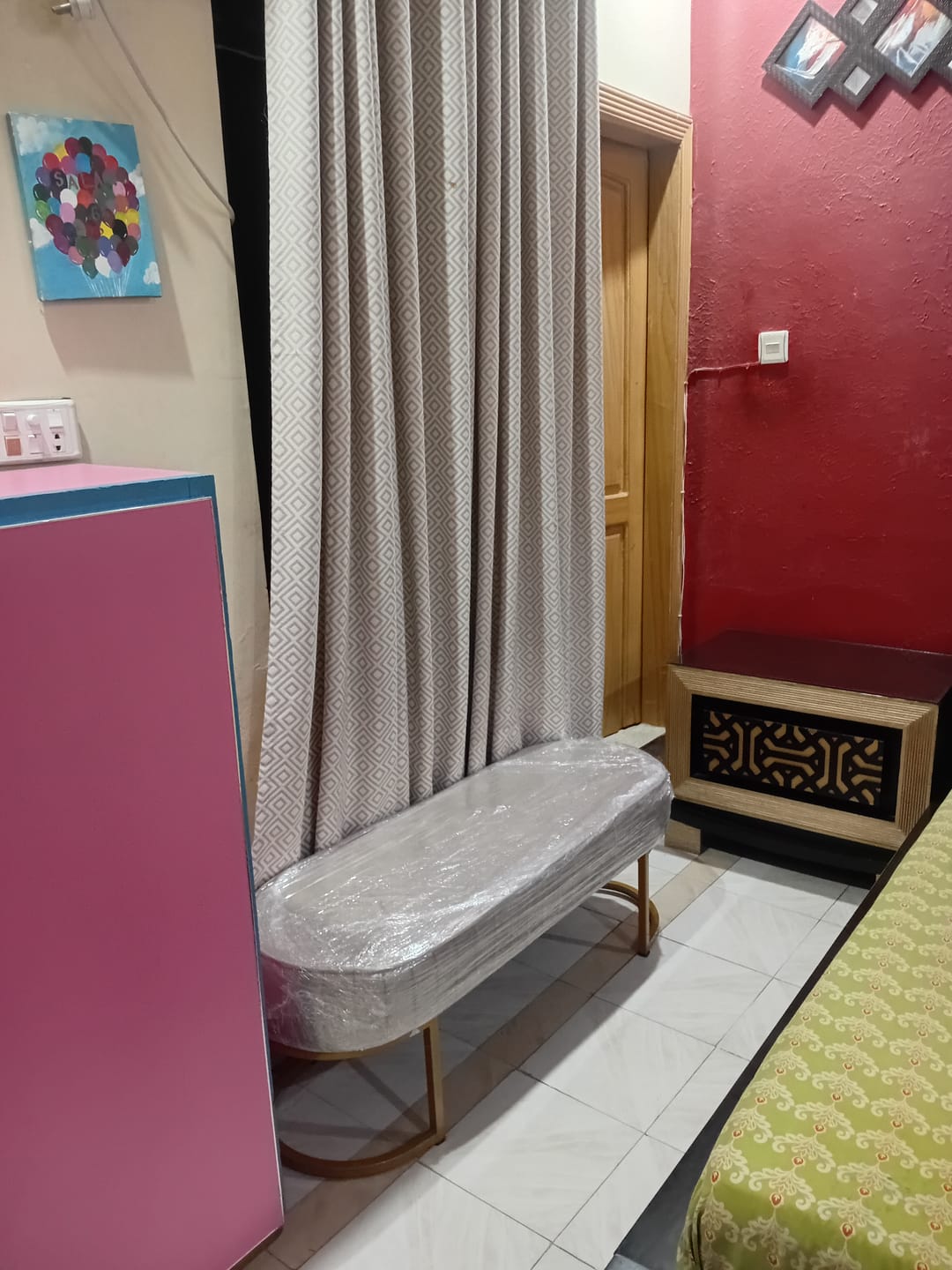 Customer photo review of 3 Seater Luxury Wooden Stool With Steel Stand -472