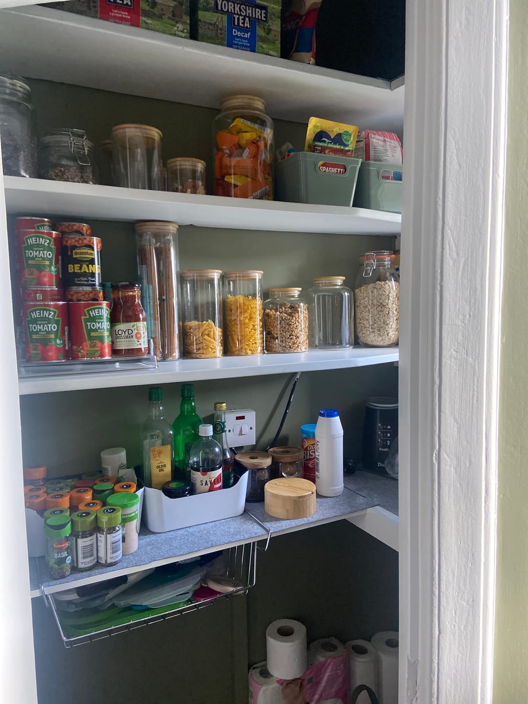 Customer photo review of The Complete Bamboo Pantry Collection – 11 Borosilicate Glass Storage Jars with Airtight Bamboo Lids
