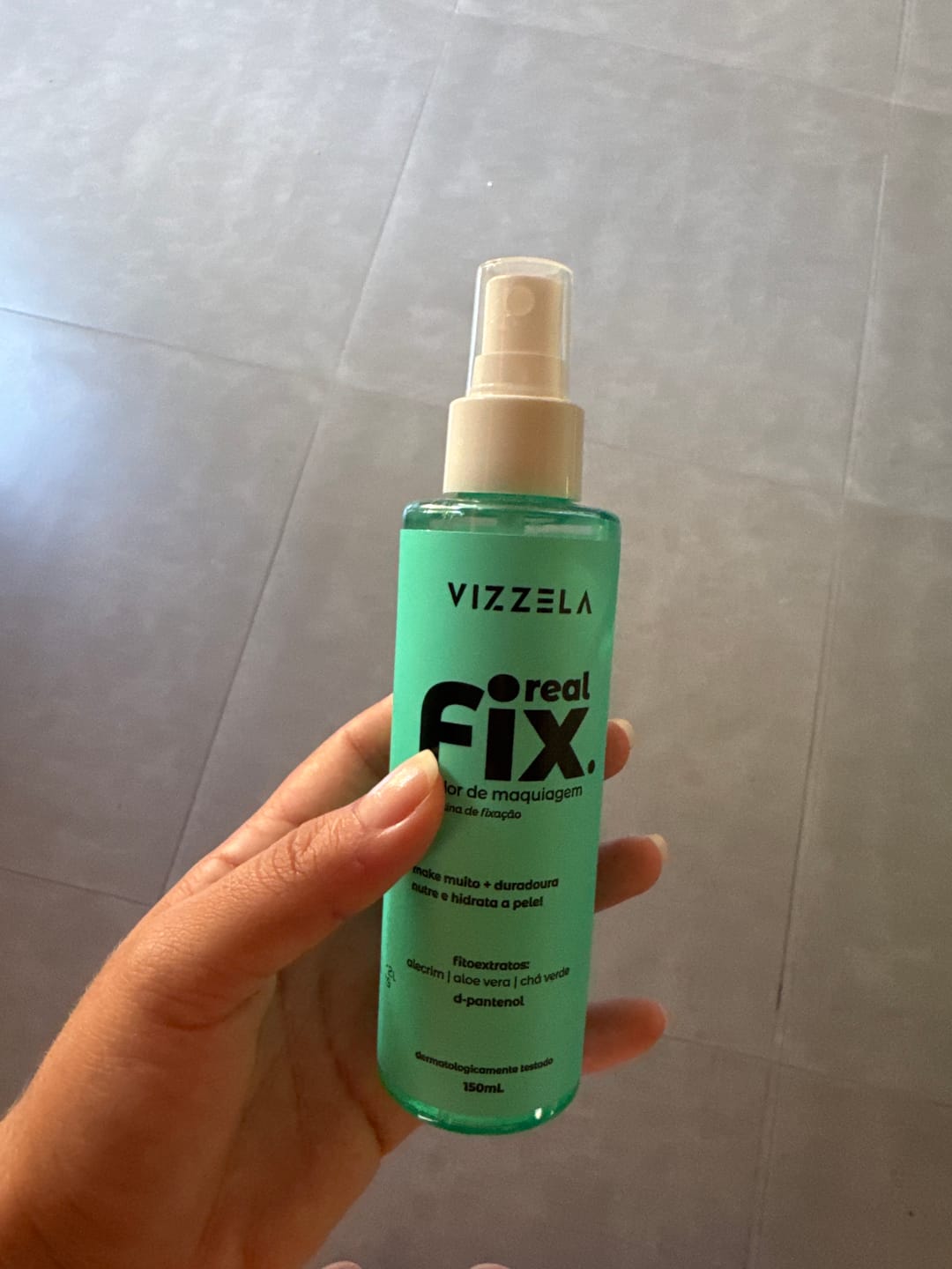 Customer photo review of Fixador de Maquiagem Real Fix - Vizzela