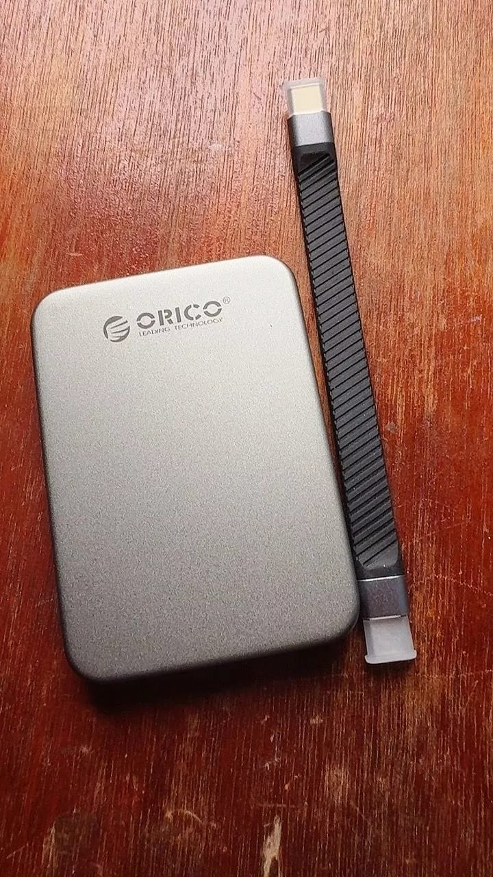 Customer photo review of ORICO k20 Magnetic Portable SSD (32GB - 2TB)
