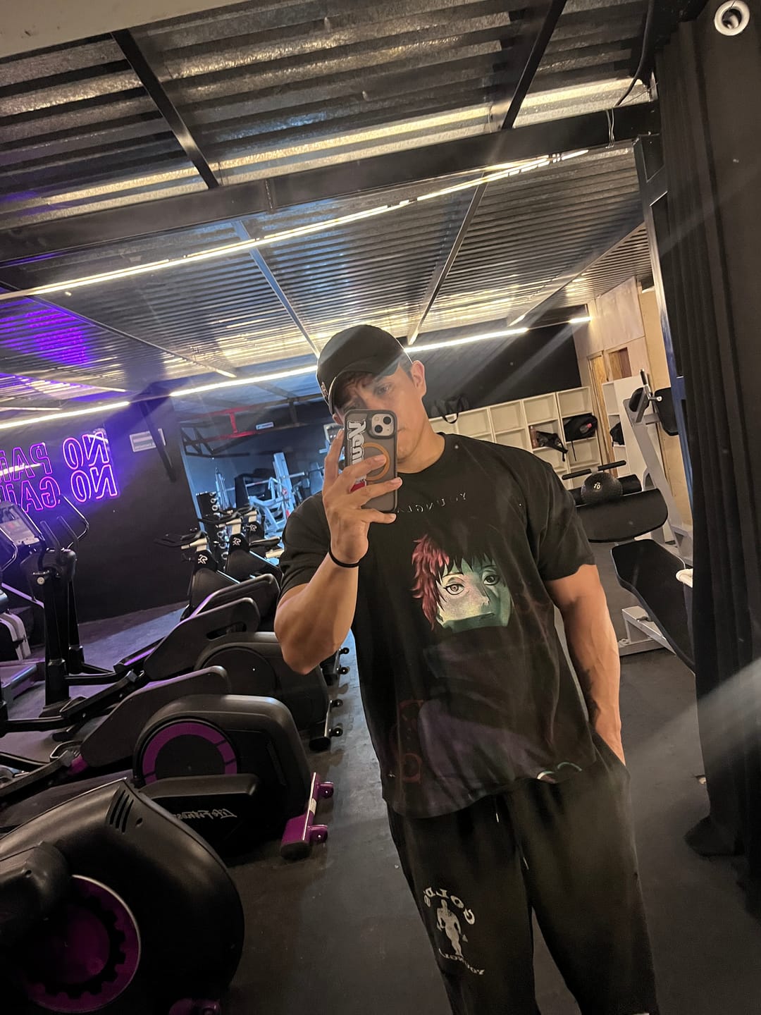 Customer photo review of 4318 - Naruto Distressed Tees