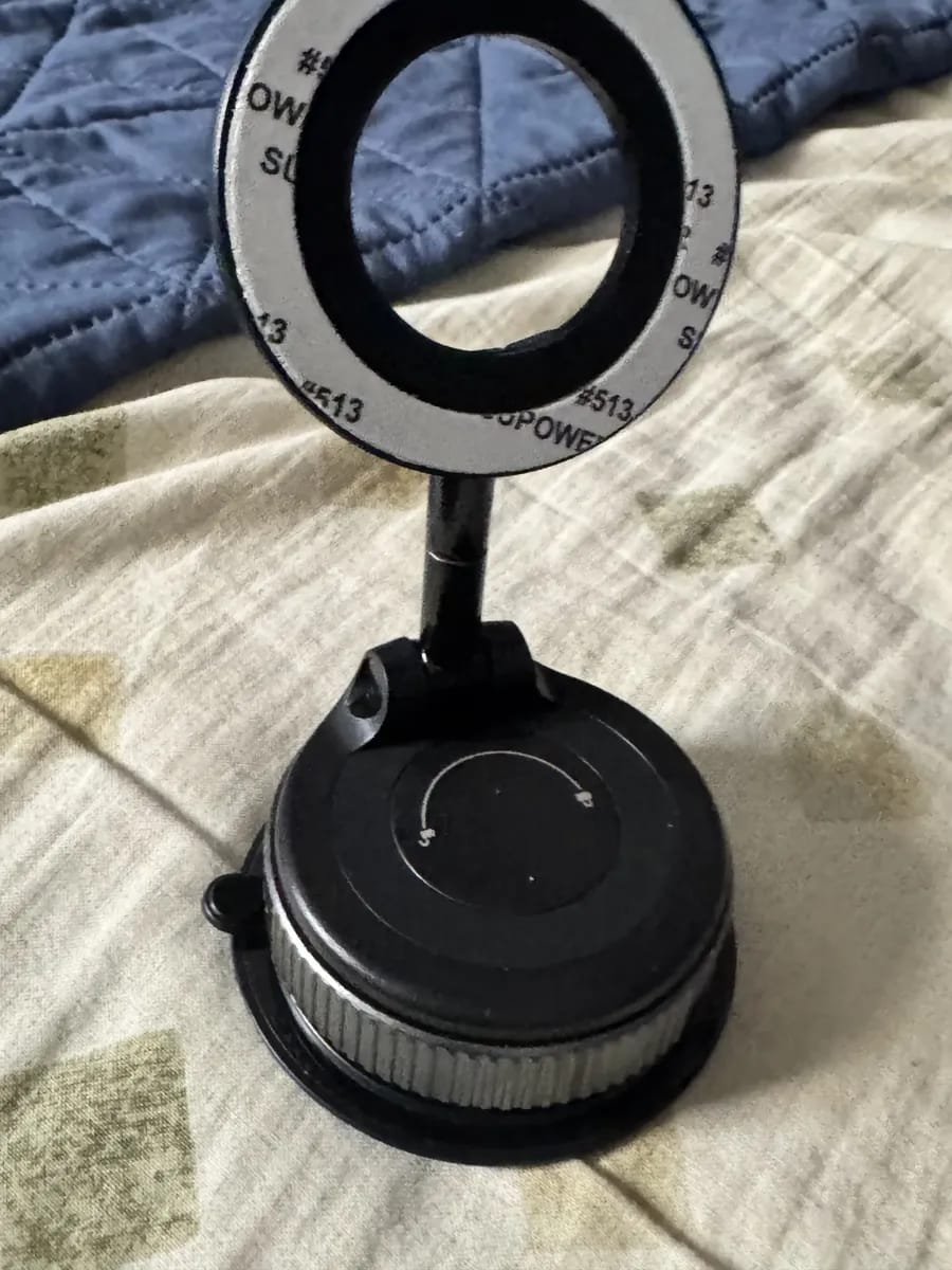 Customer photo review of 🧲 Soporte Magnético SmartHold Pro®