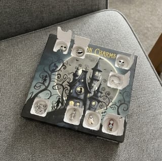 Customer photo review of Calendario de Adviento Tim Burton
