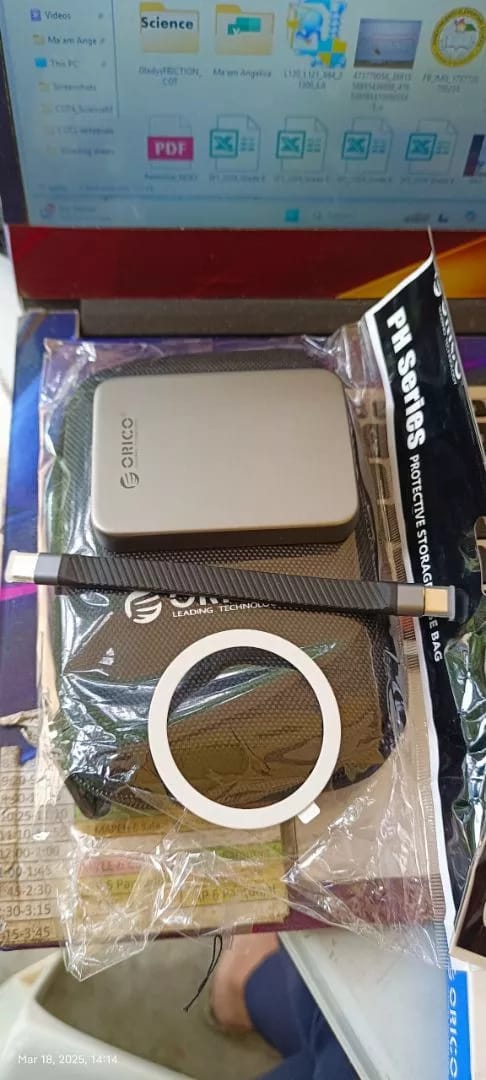 Customer photo review of ORICO k20 Magnetic Portable SSD (32GB - 2TB)