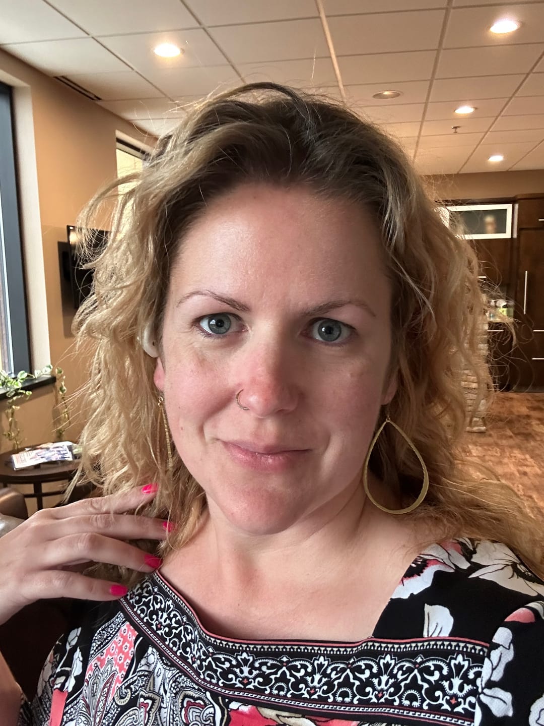 Customer photo review of Metallic Minimalist Dangles Hypoallergenic Earrings for Sensitive Ears with Plastic Posts
