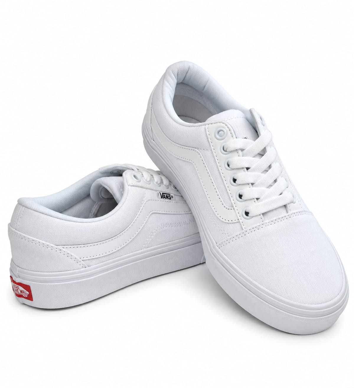 Customer photo review of Tenis 175 Choclo Blanco Total