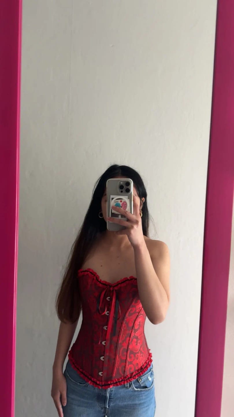 Customer photo review of Victorian Jacquard Corset