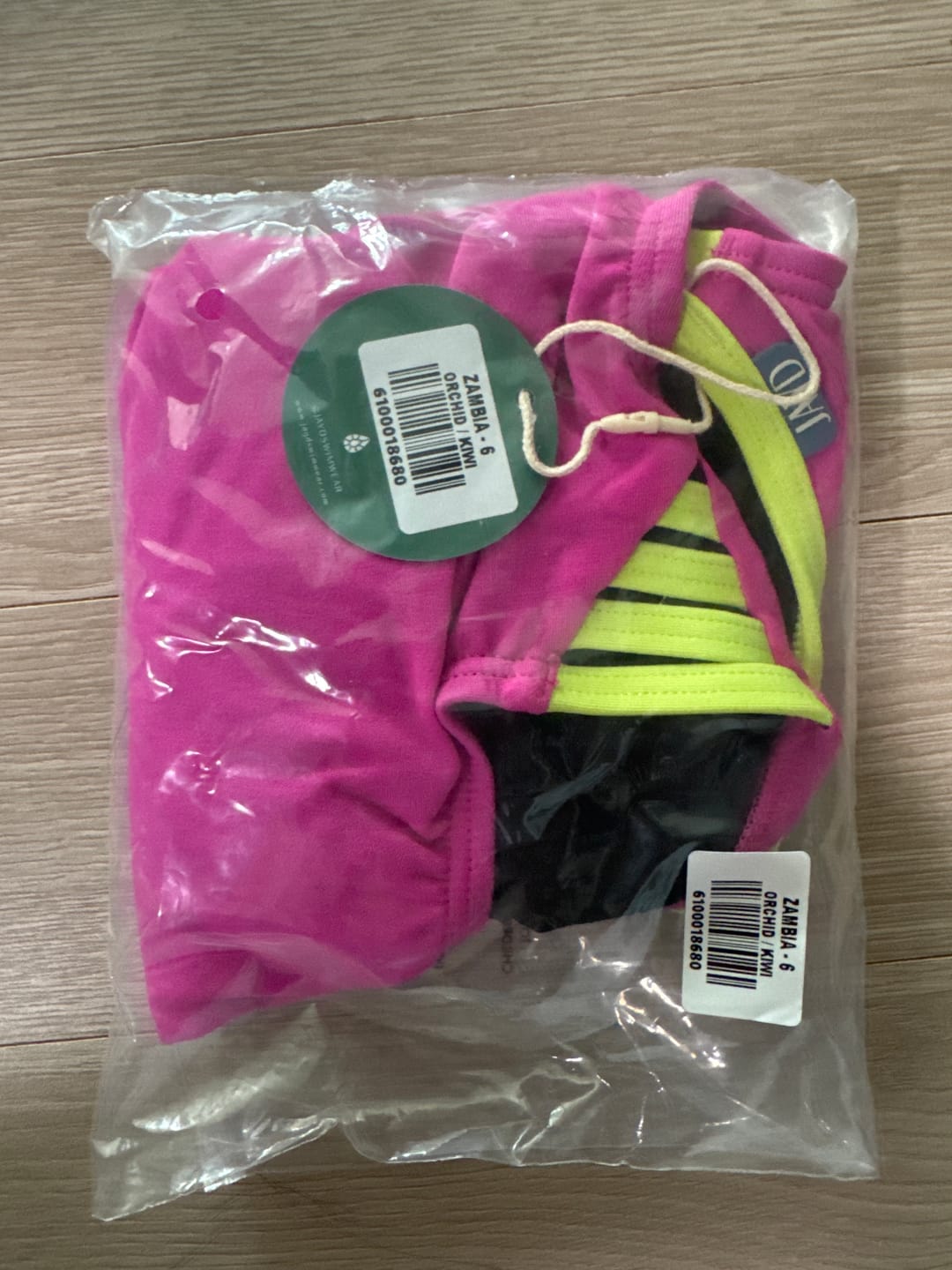 Customer photo review of ZAMBIA ONE PIECE - Orchid|Kiwi