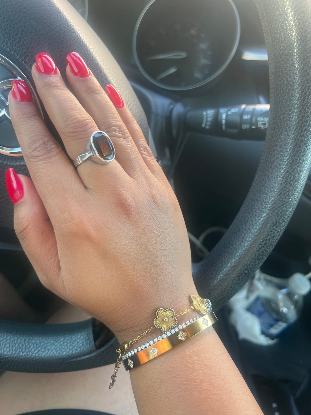 Customer photo review of Gold Clover Bangle