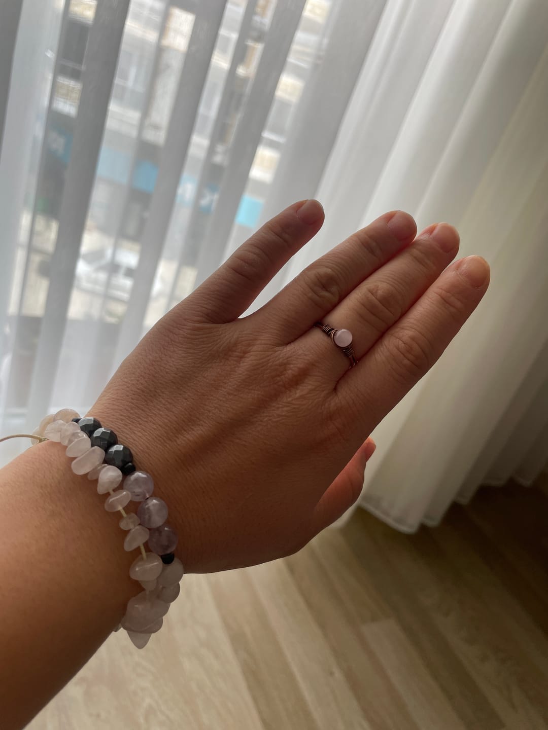 Customer photo review of Arındırılmış Saf Pembe Kuvars Yüzük