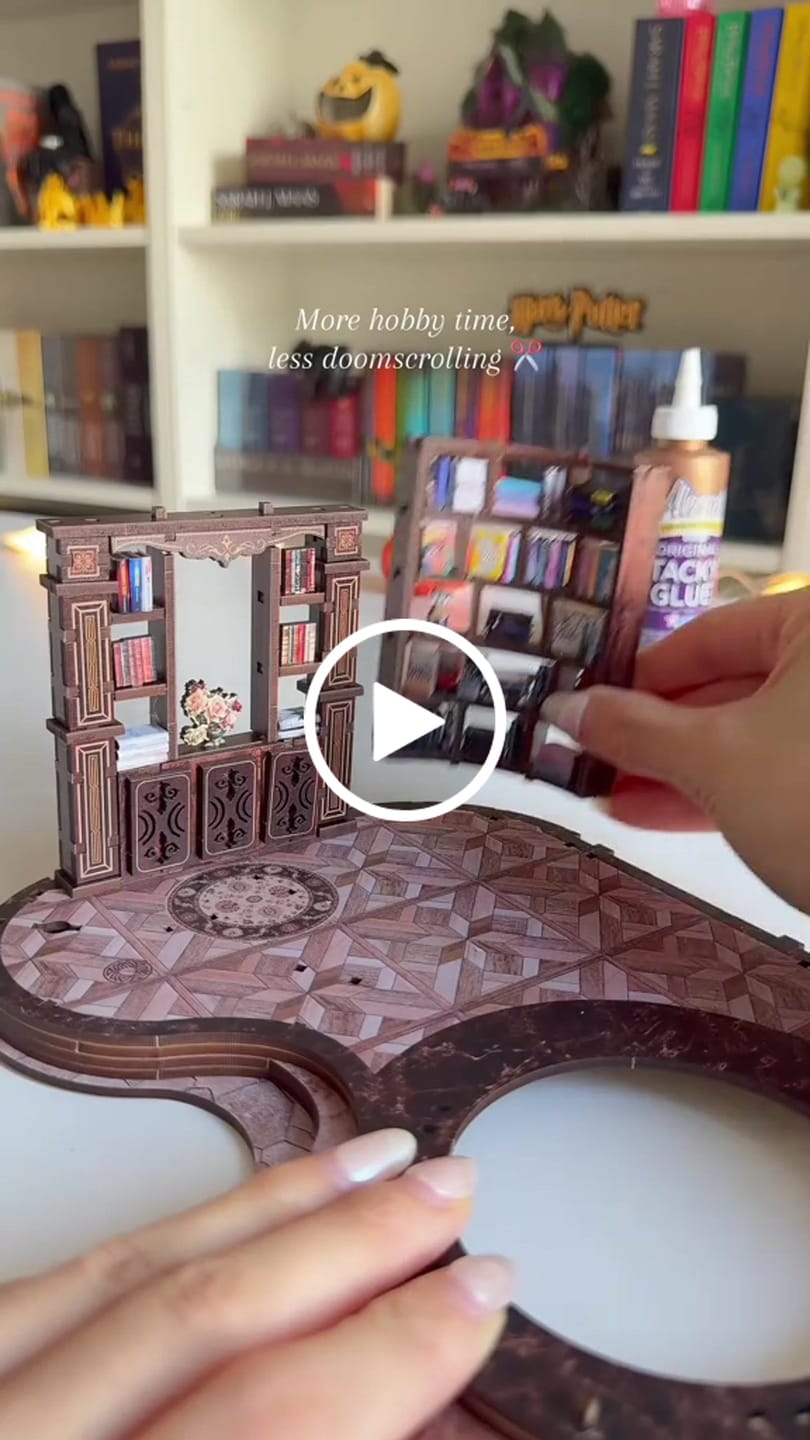 Customer video review of Grand library centerpiece | Dreamy book hall kit