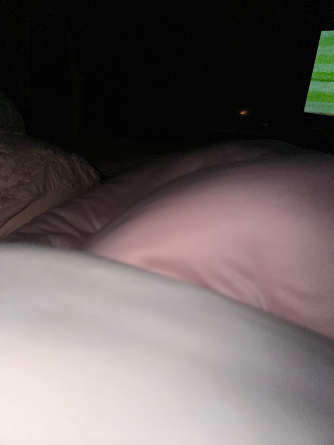 Customer photo review of MarshMellow Comforter