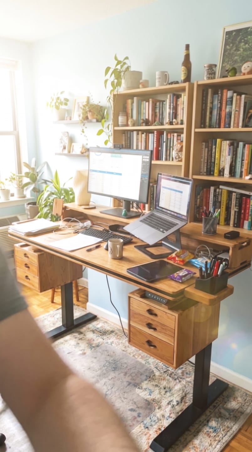 Customer photo review of STANDO Apex Heritage Modular Standing Desk