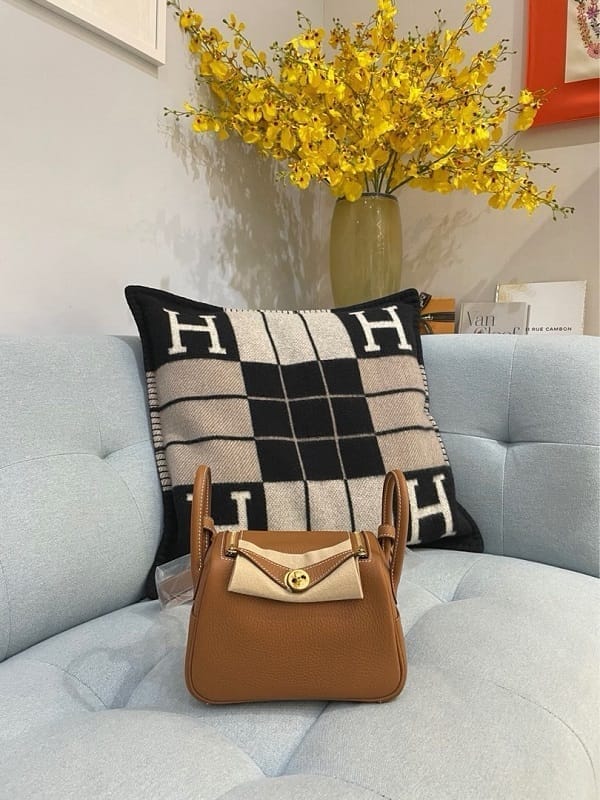 Customer photo review of Atelier 20 Handbag