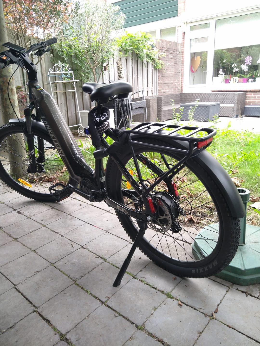 Customer photo review of Lankeleisi MG600 Lite 250W 27.5" Electric Trekking Bike 720Wh SUV E-bike with Switchable Sensor 36V 20Ah Battery