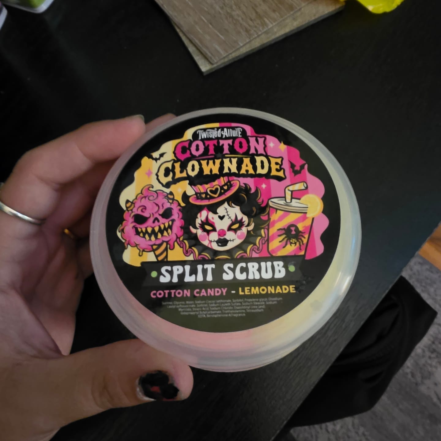 Customer photo review of Cotton Clownade Split Scrub