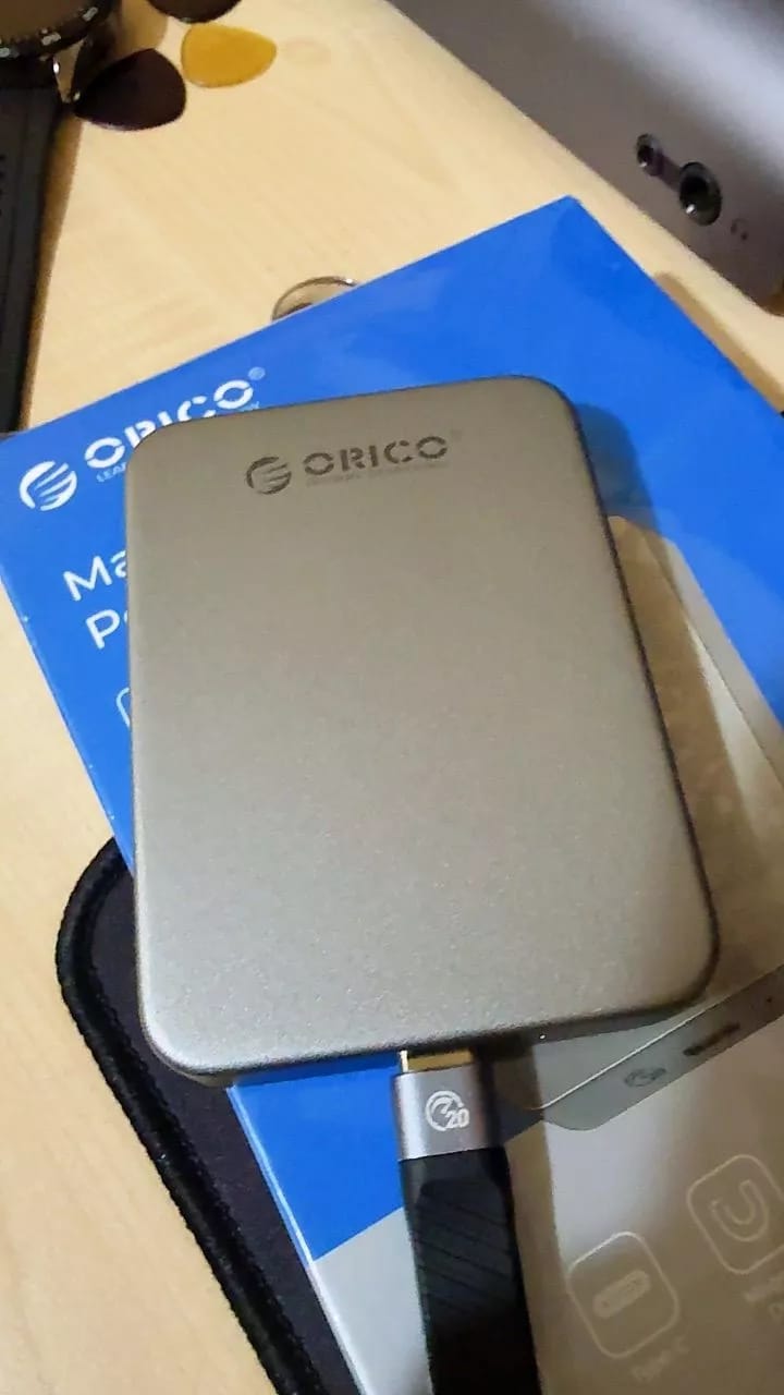 Customer photo review of ORICO k20 Magnetic Portable SSD (32GB - 2TB)