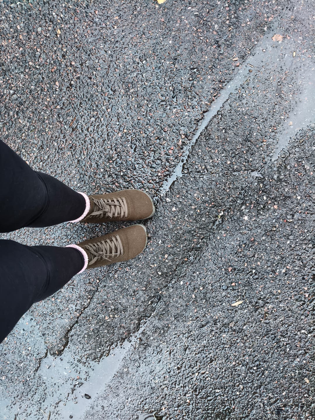 Customer photo review of Vaistoa Tunto 2 -paljasjalkatennarit